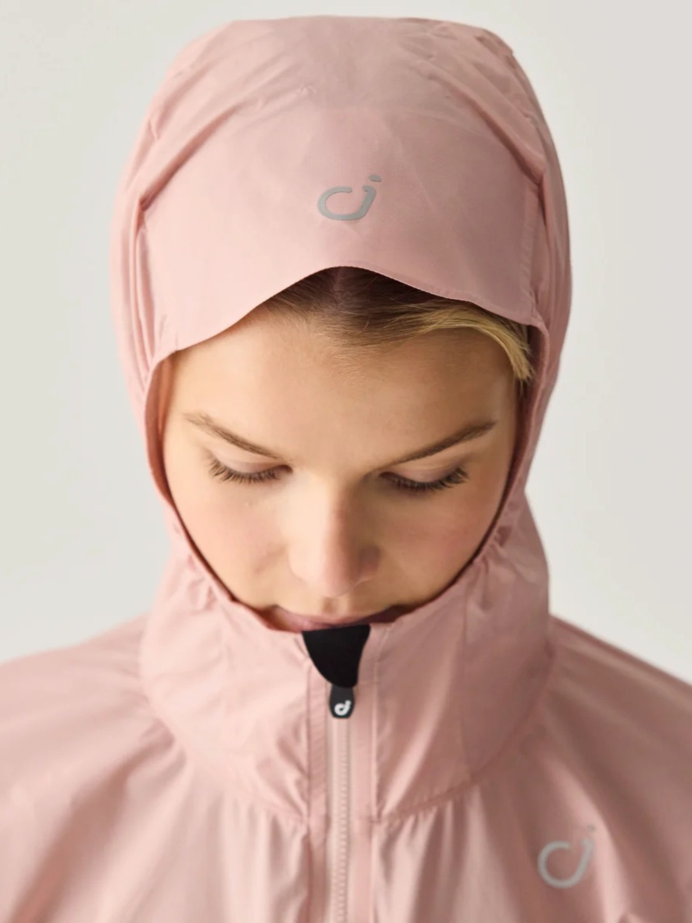 NWT Velocio Women’s UltraPack Jacket - Dusty Rose - Picture 4 of 10